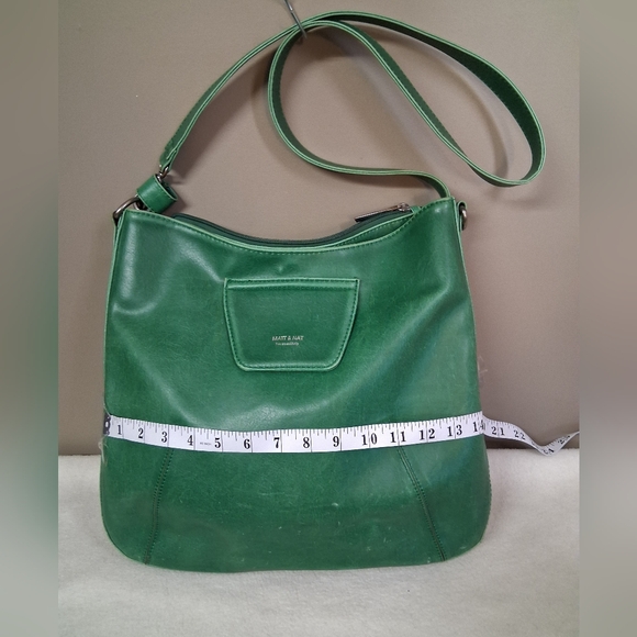 Matt & Nat Green Crossbody Shoulder Bag - Picture 2 of 8